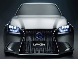 В 2013 году Lexus планирует выпустить купе Lexus GS